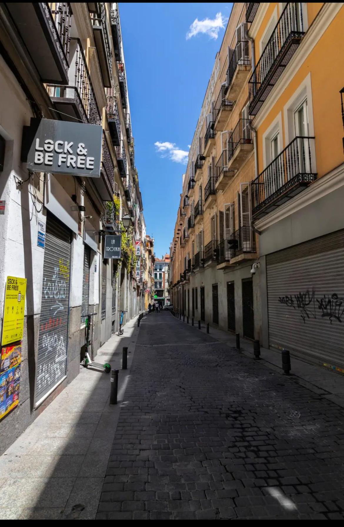Estudio Plaza Neptuno マドリード エクステリア 写真